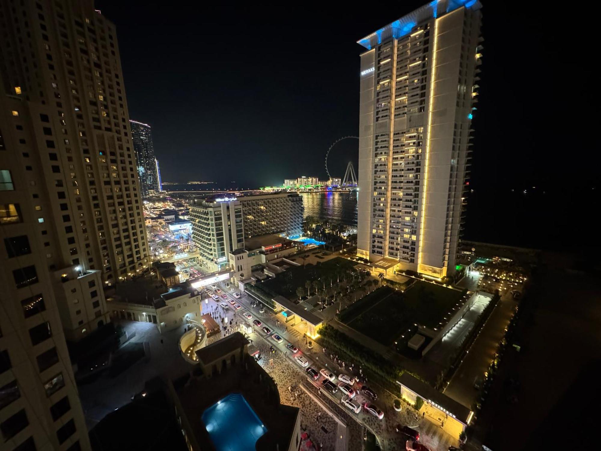 4 All Friends Jbr, Sea View Dubai Exterior photo